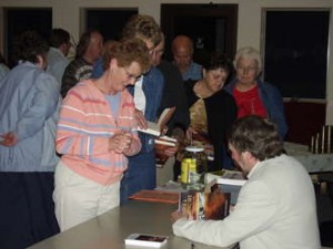Signing-330